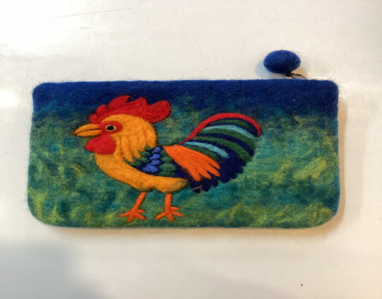 Multicolor hen