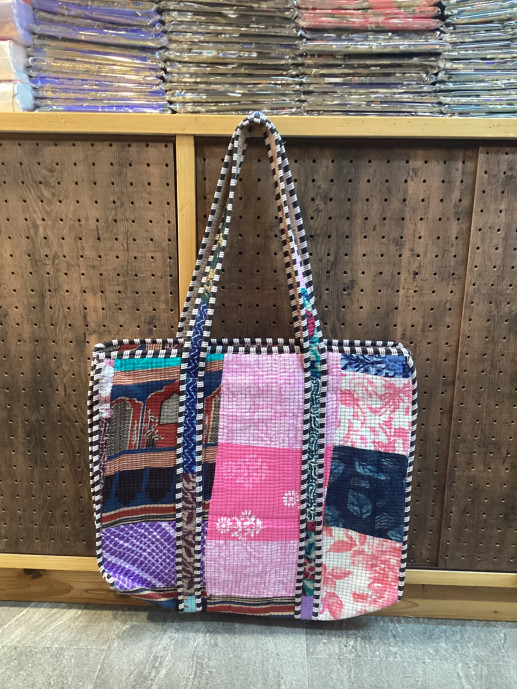 Tote bag